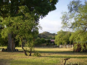  Spirit Tree Inn B&B  Патагония